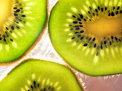 slice kiwi fruit thumbnail