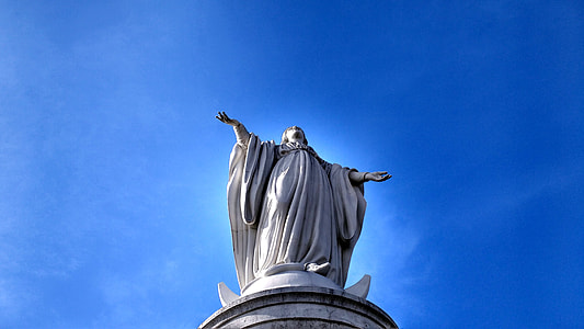 close-up photography of woman statue during daytime thumbnail