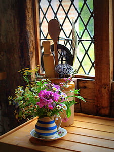 flowers decor with vase thumbnail