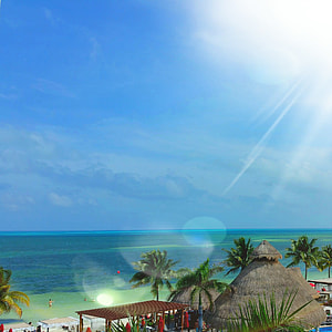 photo of shoreline during daytime thumbnail