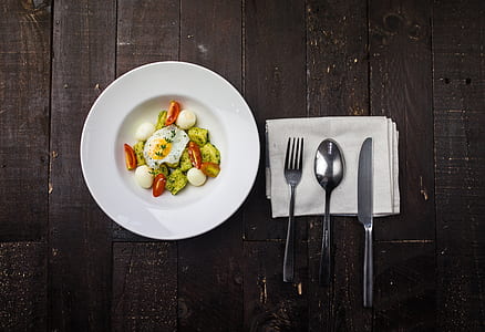 sunny side up egg and vegetables on plate thumbnail