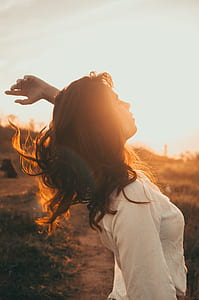 Woman in White Blouse thumbnail
