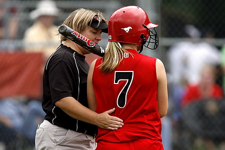 woman playing baseball thumbnail