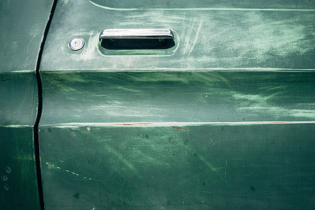 green vehicle door thumbnail