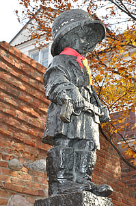 Monument, The Second World War thumbnail