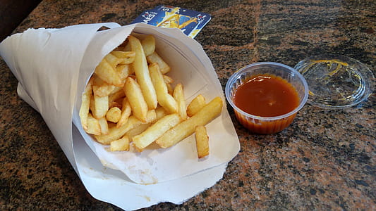 potato fries with ketchup thumbnail