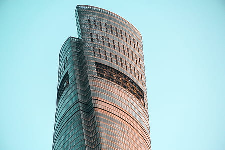 gray skyscraper thumbnail