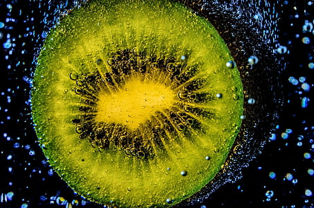 slice kiwi fruit with water thumbnail