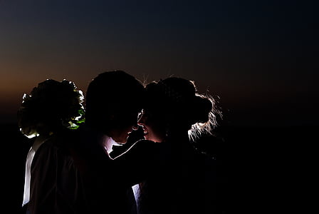 silhouette of man and woman thumbnail