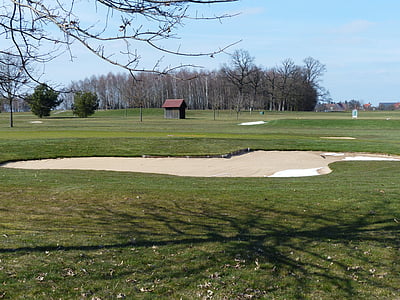 green lawn field thumbnail