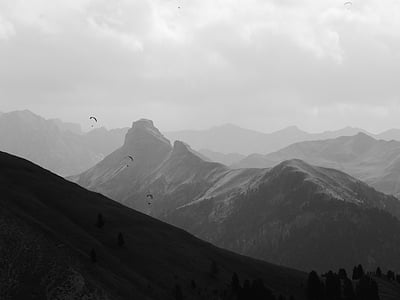 grayscale photo of mountains thumbnail