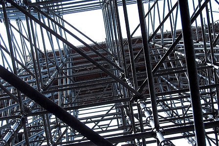 gray scaffolding thumbnail