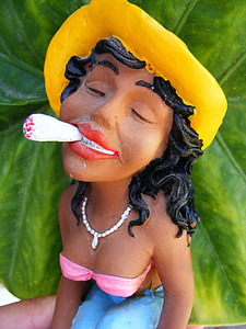 woman smoking figurine thumbnail