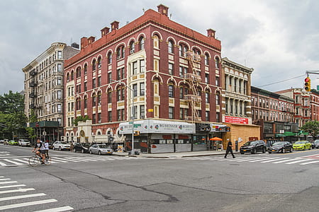 red concrete building thumbnail