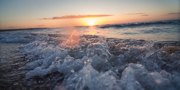 closeup photo of body of water thumbnail