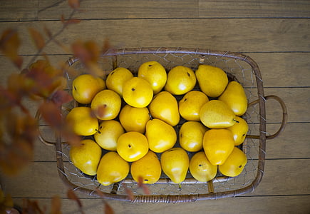 yellow fruits in basket thumbnail