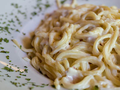 cooked pasta on plate thumbnail