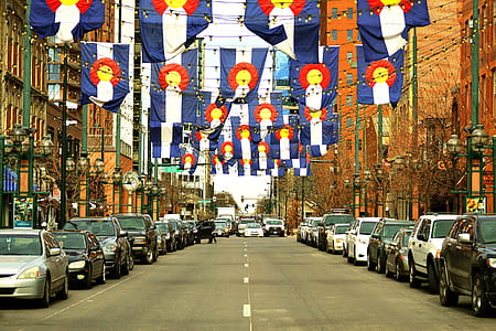 cars parking on street thumbnail