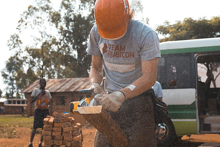 man doing carpentry thumbnail