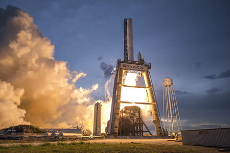 Photo of Gray and White Spacex Space Shuttle thumbnail