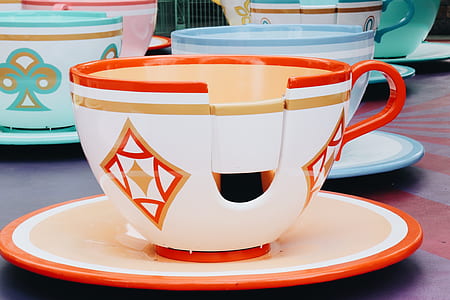 close up photo of white-and-red tea set thumbnail