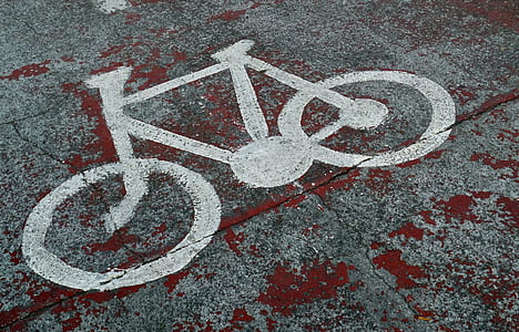 white bicycle painting thumbnail