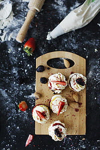 Closeup Photo of Cupcakes on Chopping Board thumbnail