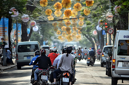 people riding motorcycles thumbnail