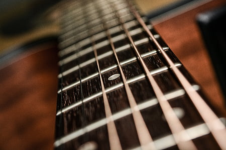 brown guitar string thumbnail