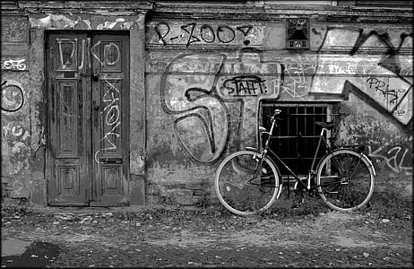gray road bike thumbnail