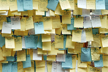 sticky notes with black text thumbnail