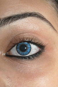 left person's blue eye thumbnail