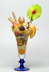 fruit cocktail in glass thumbnail