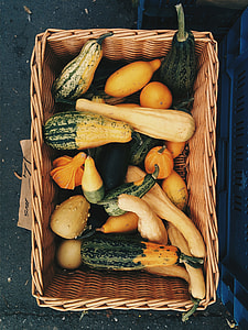 Decorative pumpkins at farmers market thumbnail