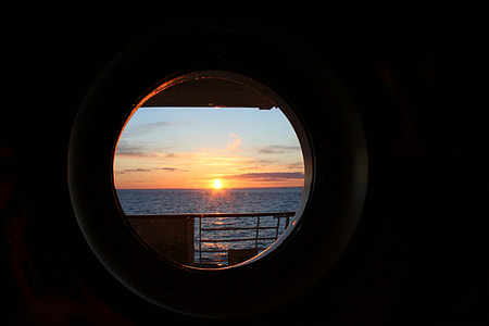sunset view on window thumbnail