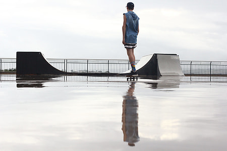 man wearing blue shirt on the ramp thumbnail
