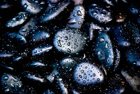 blue and black gemstones thumbnail