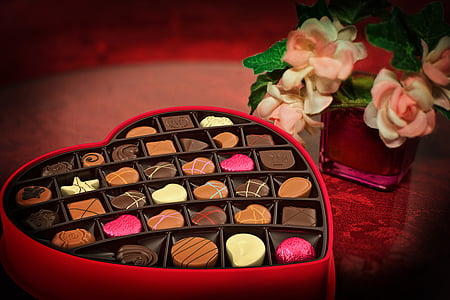 chocolates inside heart shape box thumbnail