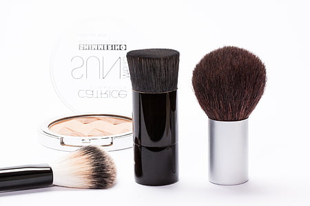 black and gray makeup brush thumbnail