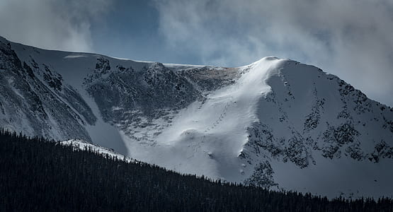 snow covered mountain thumbnail