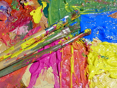 three paint brush on water paints thumbnail
