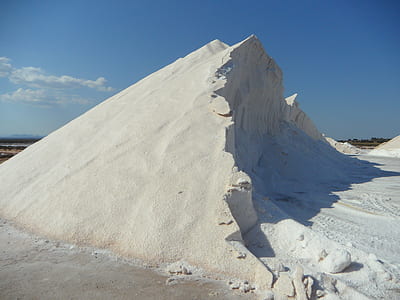 snow-covered ground thumbnail