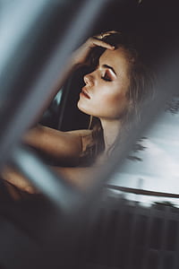 woman face thumbnail