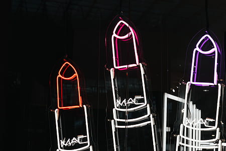 three pink and orange lipstick illustration thumbnail