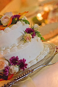 Green Yellow White and Purple Floral 2 Layered Cake thumbnail