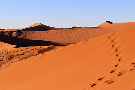 sand dune during daytime thumbnail