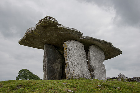 grey rock formation thumbnail