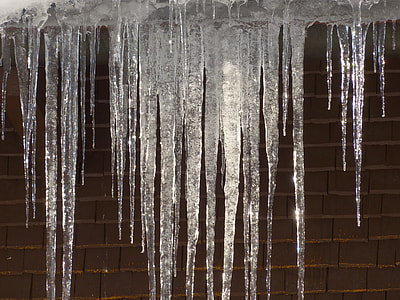 closeup photo of icicle thumbnail