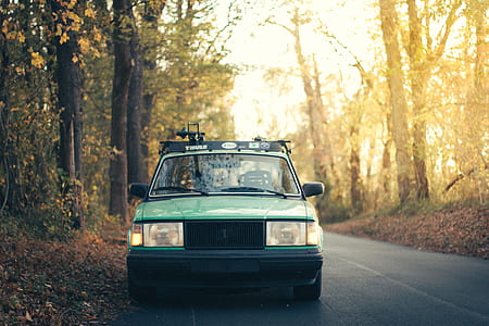 white car thumbnail