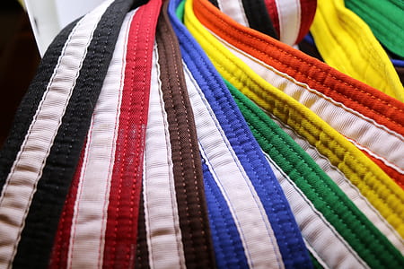 assorted-color strap lot thumbnail